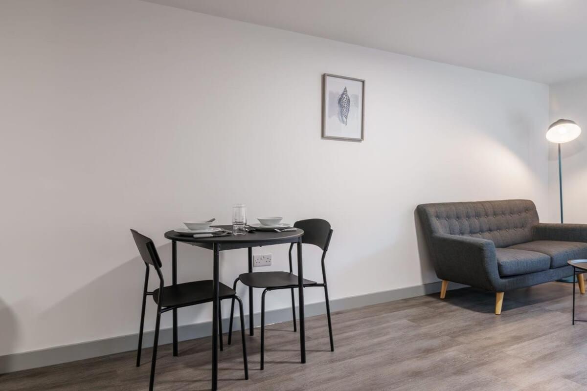 Modern 1 Bed Apartment In Liverpool Centre 외부 사진